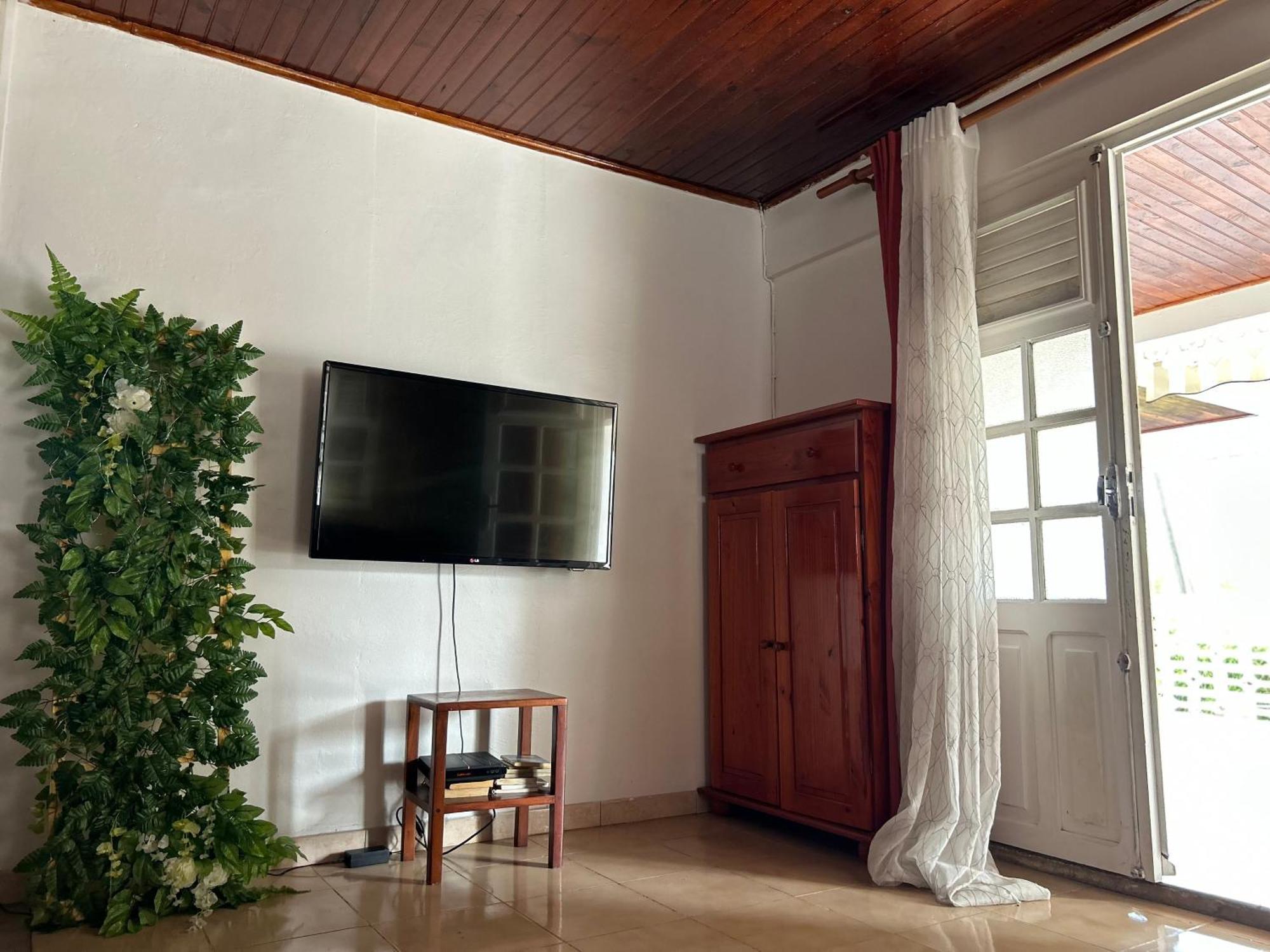 Villa A Louer A Sainte-Anne En Martinique Экстерьер фото