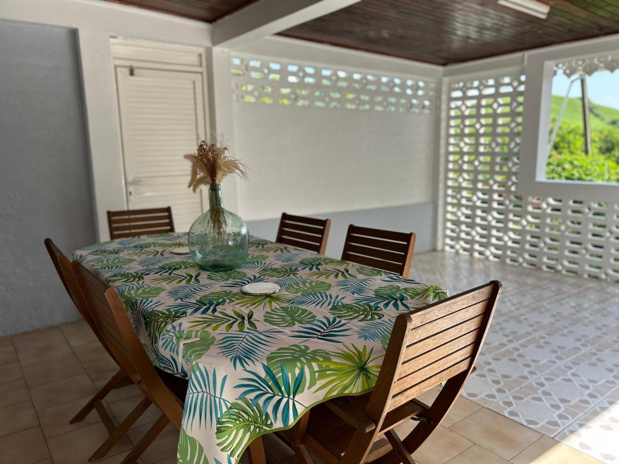 Villa A Louer A Sainte-Anne En Martinique Экстерьер фото